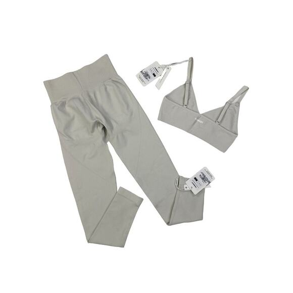 Second Left - Seamless Base Bralette Crop Top & High Waist Seamless Leggings in - Picture 3 of 3